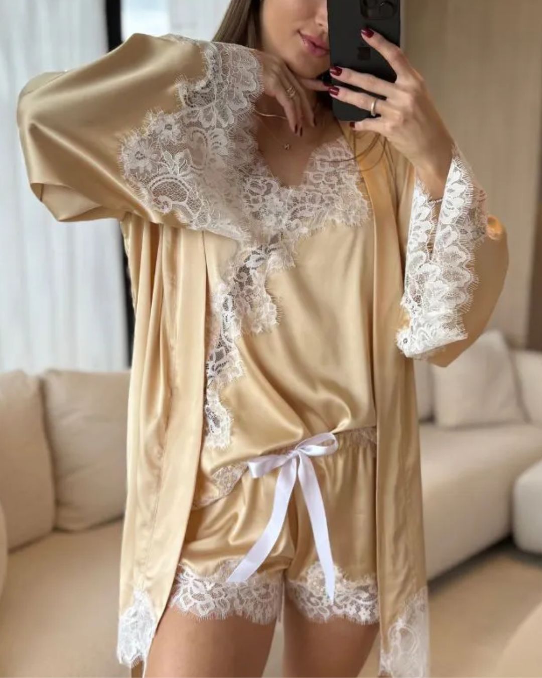 Conjunto Champagne Nuit Baby-Doll e Robe em Cetim e Renda