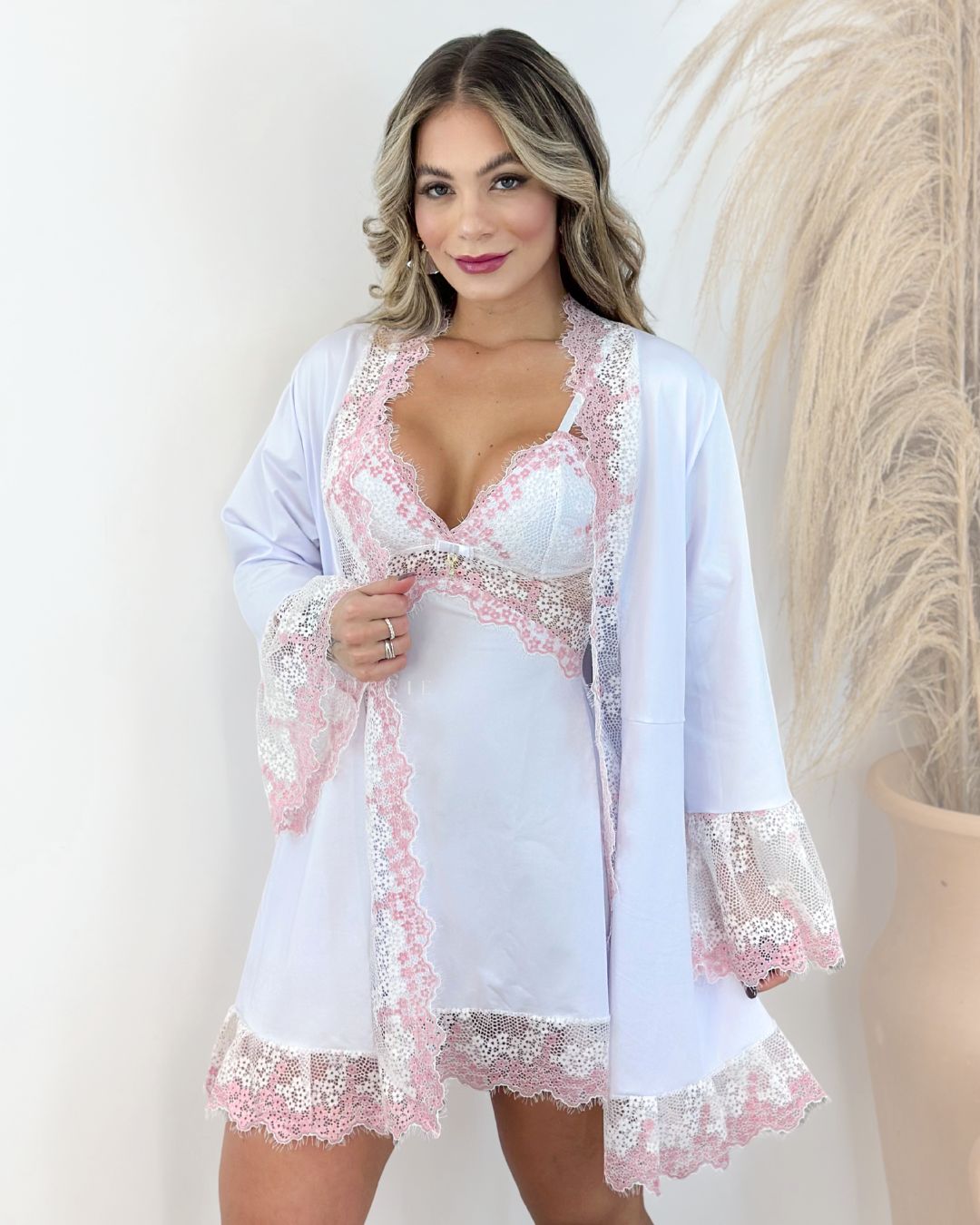 Conjunto Gucci Bloom - Camisola + Robe e Calcinha