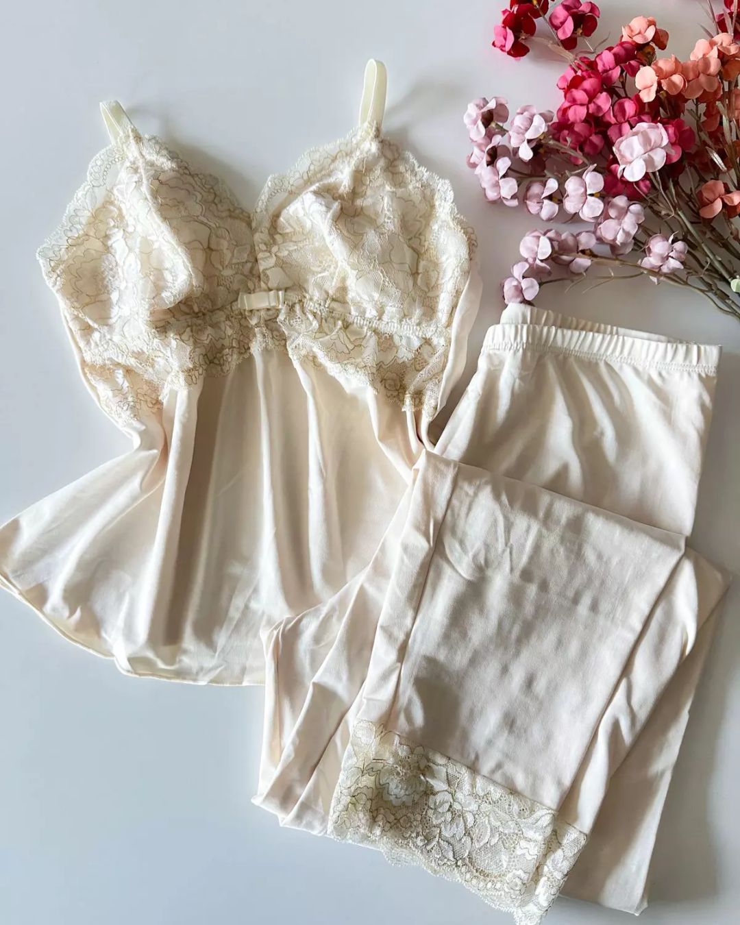 Conjunto Pijama J’adore - Slip Dress em Renda & Calça Longa